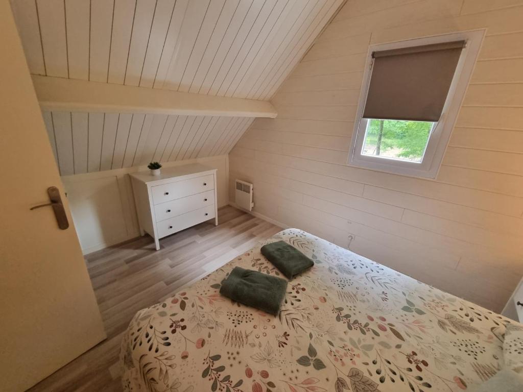 Les Chalets De Saumur, Piscine & Parc Boise, 100M Du Cadrenoir Exterior foto